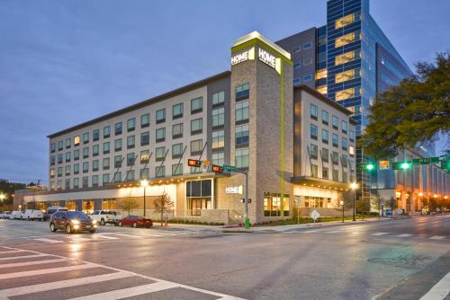 Home2 Suites by Hilton Dallas Downtown at Baylor Scott & White - main image