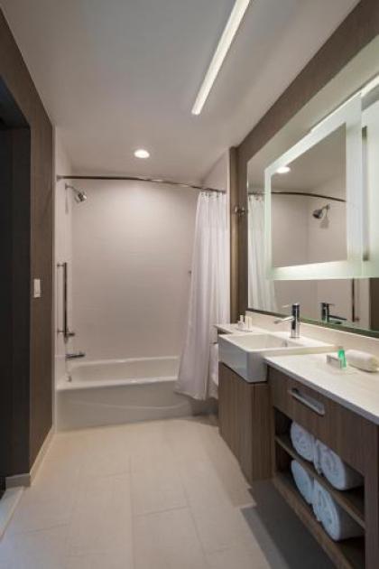 SpringHill Suites by Marriott Dallas Richardson/University Area - image 4