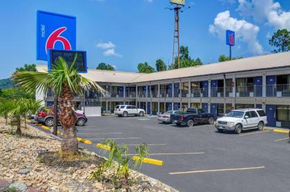 Motel 6 Dalton Ga