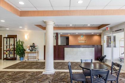 Quality Inn & Suites Danbury near University - image 12