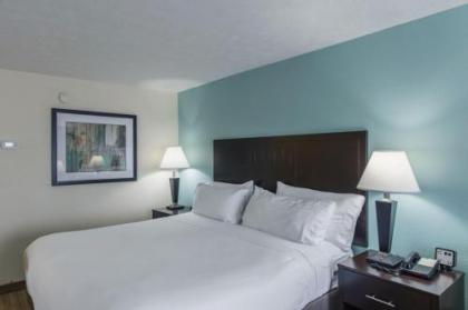 Holiday Inn Express Dandridge - image 6