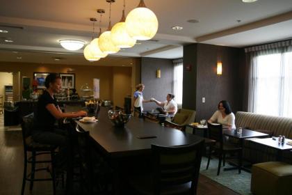 Hampton Inn Dandridge - image 8