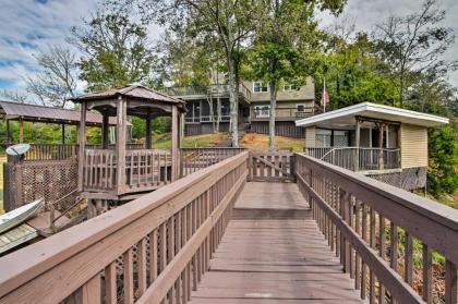 Remodeled Lakefront Dandridge Home with Deck and Dock! - image 7