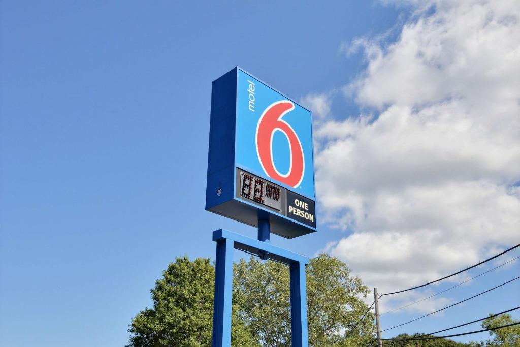 Motel 6-Danvers MA - Boston North - main image