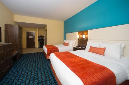 Best Western Plus North Shore Hotel - image 5