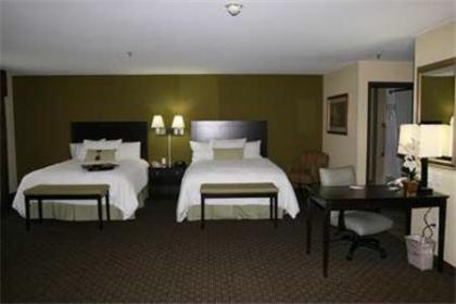 Hampton Inn & Suites Danville - image 12