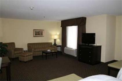 Hampton Inn & Suites Danville - image 13