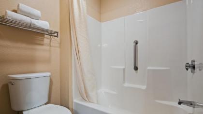 Best Western Regency Inn - image 9