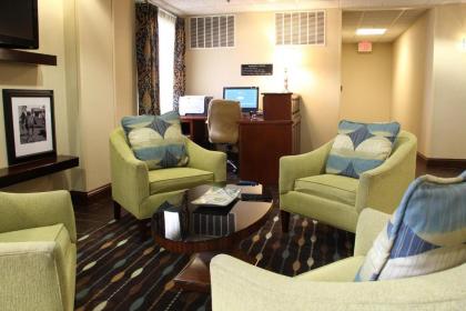 Hampton Inn Danville - image 11