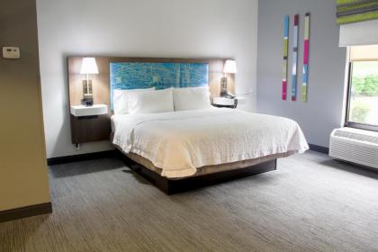 Hampton Inn Danville - image 8