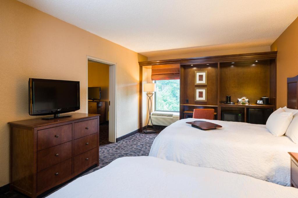 Hampton Inn Danville - image 6