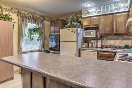 Quaint Danville Apt with Patio and Rolling Hill Views! - image 8