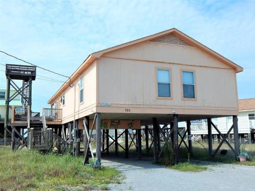 046 Our Beach House - main image