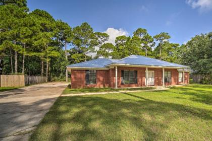 Updated Gulf Coast Home with Yard - Walk to Beach - image 5