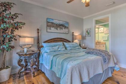 Dauphin Island Home with Paddleboards Steps to Bay! - image 16