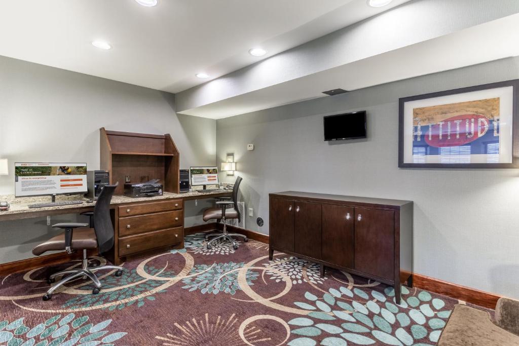 Staybridge Suites Davenport an IHG Hotel - image 6