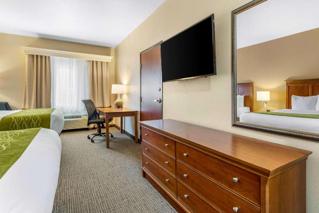 Comfort Inn & Suites Davenport - Quad Cities - image 7