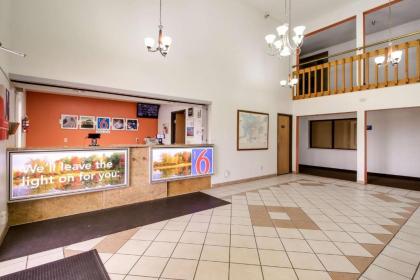 Motel 6-Davenport IA - image 13