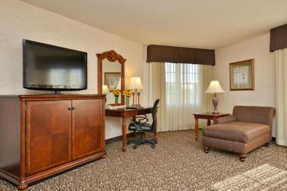 Best Western Plus Steeplegate Inn - image 14