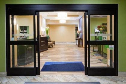 Holiday Inn Express & Suites Davenport North - image 10