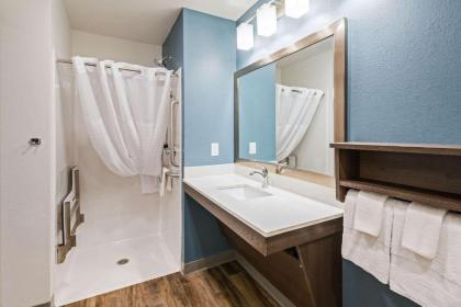 WoodSpring Suites Davenport Quad Cities - image 11