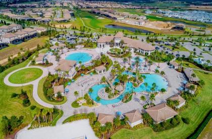 Orlando Disney Champions Gate Golf 8BR Cabana Breeze Resort - image 2