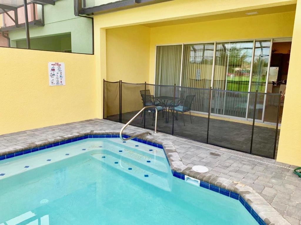 Fabulous Home w/ Pool Close To Disney 146 - image 2