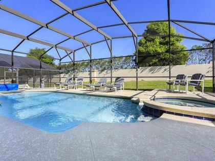 A wonderful 4 bedroom villa with it own pool in Legacy Park - image 5