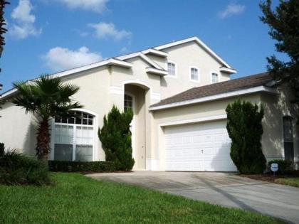 An amazing 5 bedroom house offering a wonderful vacational experience Davenport Florida