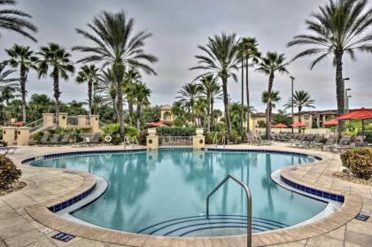 Regal Palms Resort Townhome - 9 Mi to Disney! - image 2