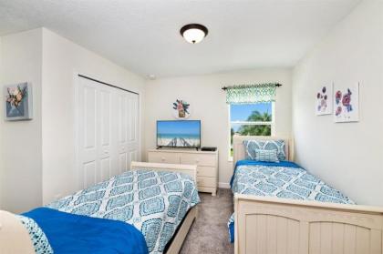 NEW BETHEL Orlando Villa With Pvt Pool Jacuzzi Game Room and close to Disney - image 15