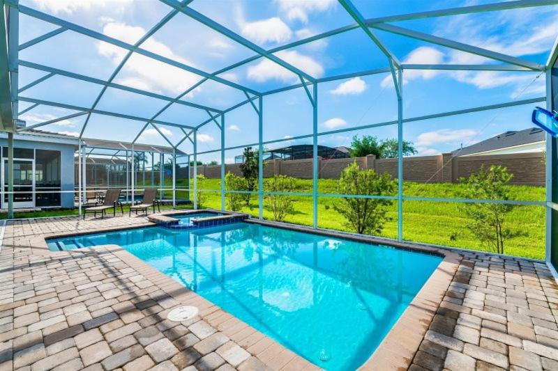 NEW BETHEL Orlando Villa With Pvt Pool Jacuzzi Game Room and close to Disney - image 4