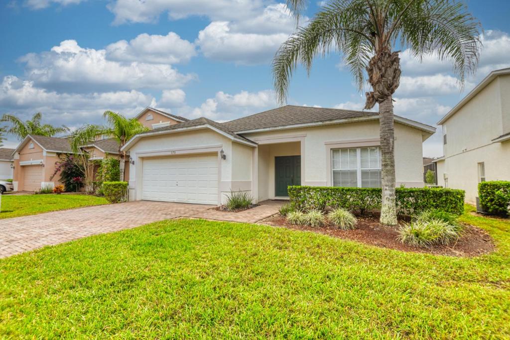 Stephen's Highgate Park at Legacy Park Vacation Home - image 3