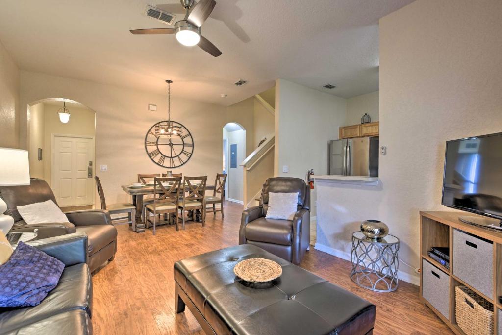 Regal Palms Resort Townhome - 10 Mi to Disney - image 6