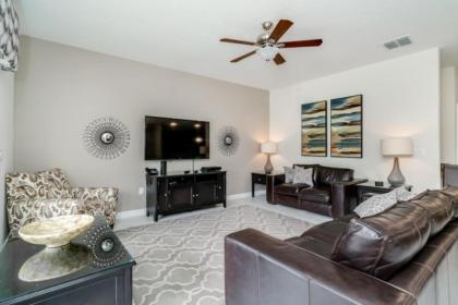 You have Found the Ultimate 6 Bedroom Villa on Solterra Resort Orlando Villa 3685 - image 8