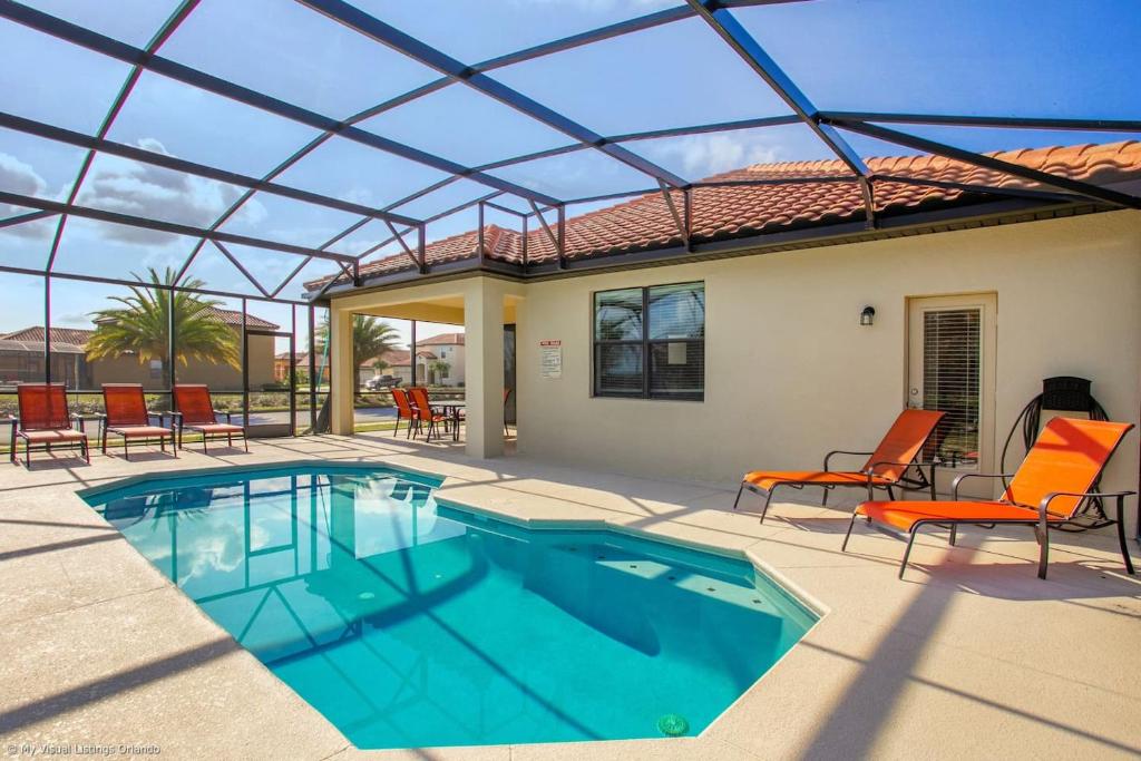 Near Disney - 4BR Home - Private Pool and BBQ! - main image