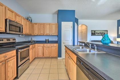 Charming Villa with Pool 11 Mi to Disney World - image 12