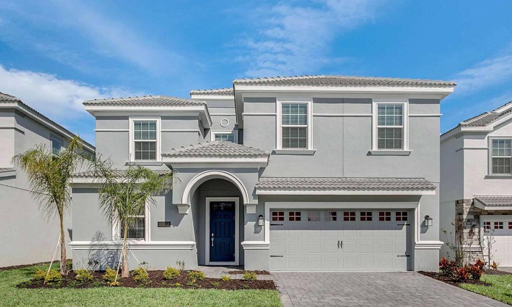 Beautiful Villa with first class amenities on Champions Gate Orlando Villa 4337 - main image