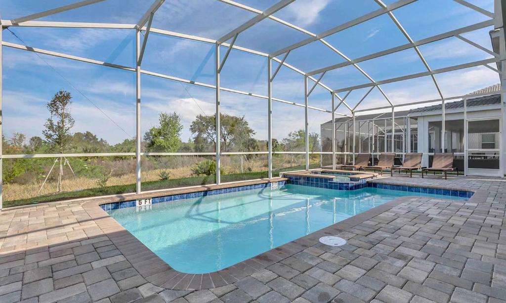 Ultimate 5 Star Villa with Private Pool on Champions Gate Orlando Villa 4334 - image 2