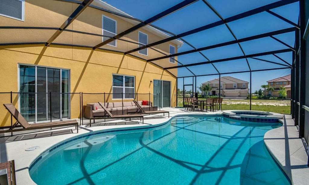 Ultimate 5 Star Villa with Private Pool on Solterra Resort Orlando Villa 4546 - image 2