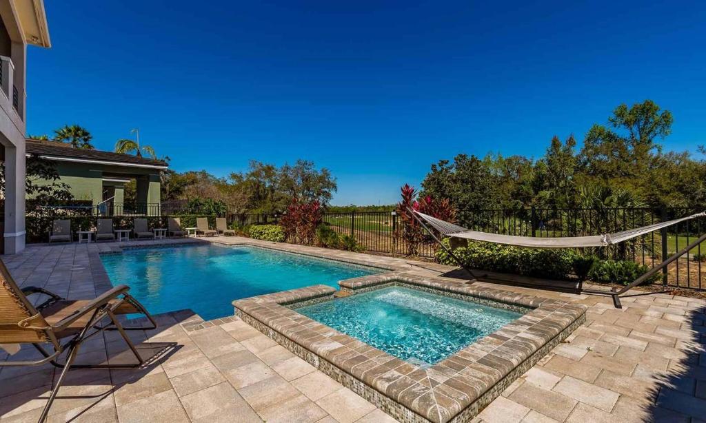 Beautiful 5 Star Villa on Reunion Resort and Spa with Large Private Pool Orlando Mansion 4632 - image 2