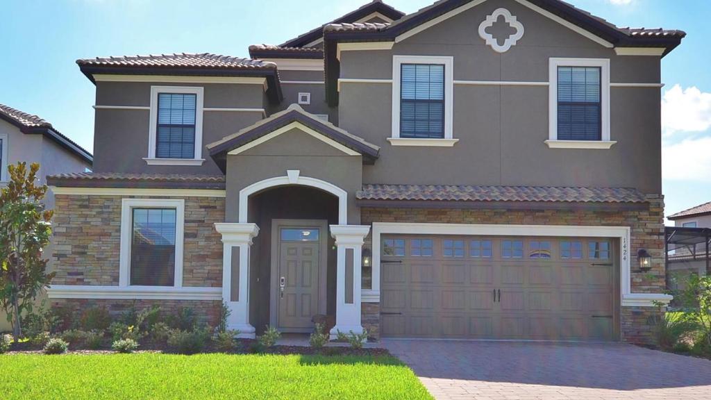 The Ultimate 8 Bedroom Villa on Champions Gate Resort Orlando Villa 4964 - image 4