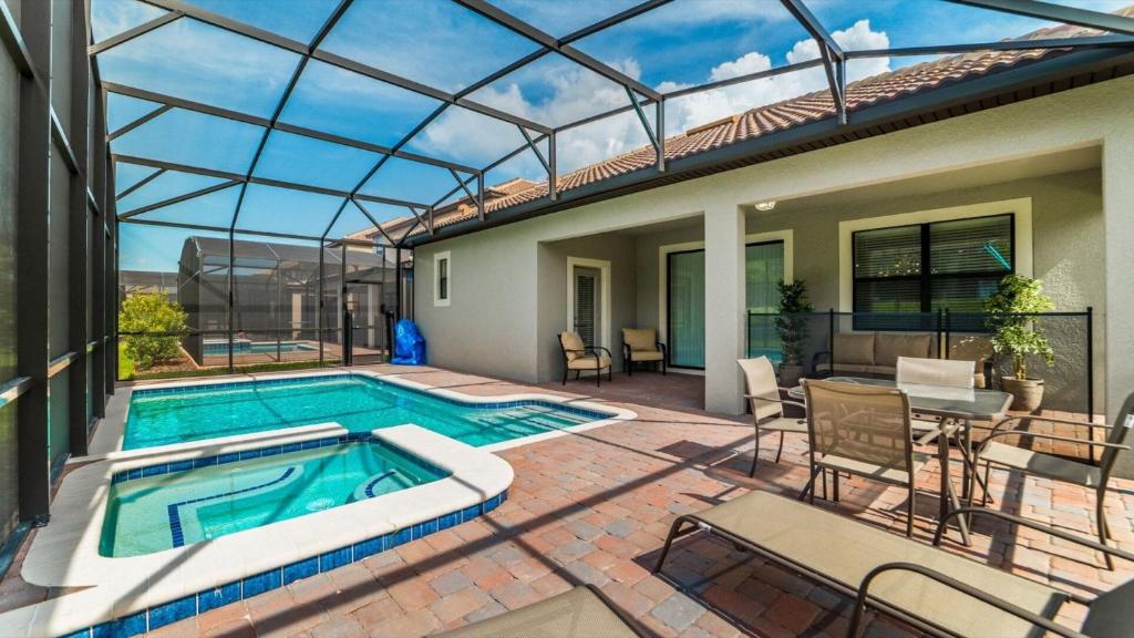 5 Star Villa with Private Pool on Champions Gate Resort Orlando Villa 5019 - image 5