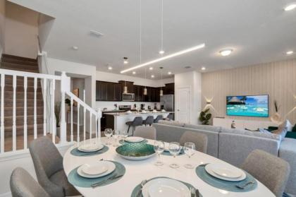 Imagine Your Family Renting This Luxury Home on Solterra Resort Orlando Townhome 5058 - image 14