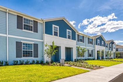 New Windsor Island Resort Townhome 5BD 4BA with Private Pool - image 2