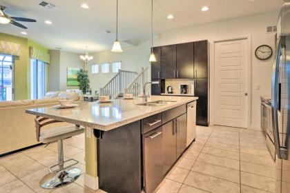 Davenport Resort Townhome 11 Miles to Disney! - image 11