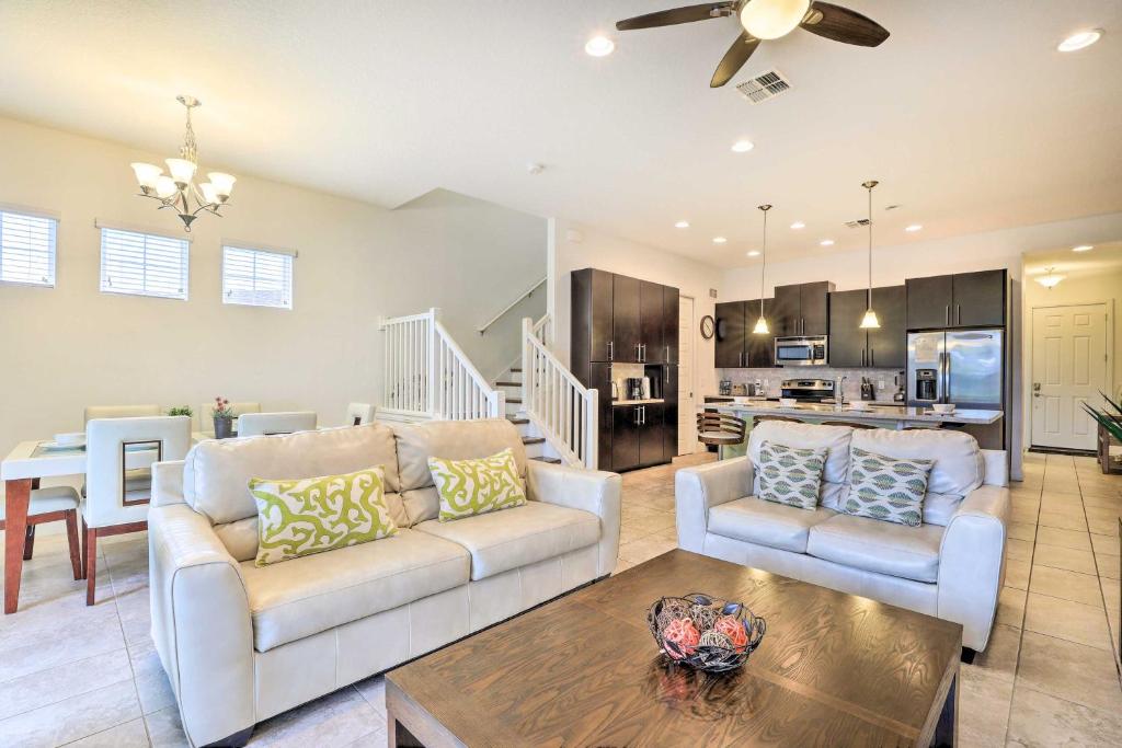 Davenport Resort Townhome 11 Miles to Disney! - image 2