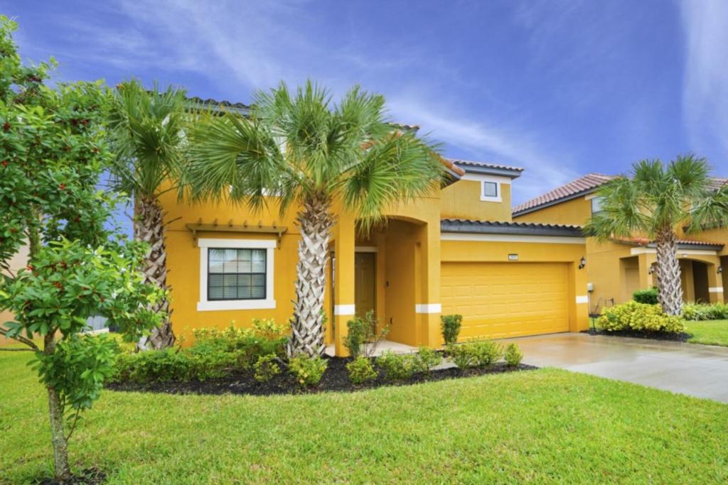 Imagine Your Family Renting This Amazing Villa on Providence Resort with the Best 5 Star Amenities Orlando Villa 3646 - image 2