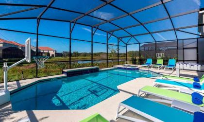 Rent the Perfect 10 Bedroom Villa on Solterra Resort Orlando Villa 4731 - image 2