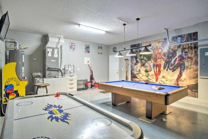 Spacious Family Escape with Lanai and Game Room! - image 10